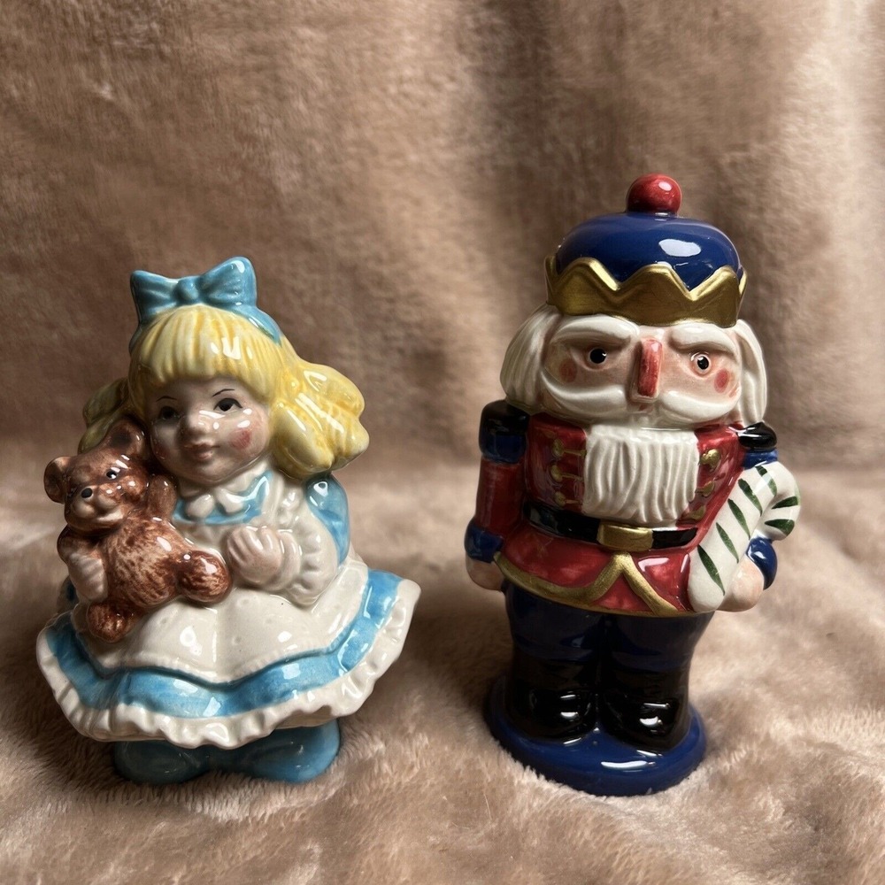 Fitz Floyd Vintage 1992 Nutcracker and Girl Salt and Pepper Shakers Set Blue Red